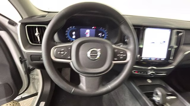 2025 Crystal White Metallic Volvo XC60 B5 Core AWD SUV