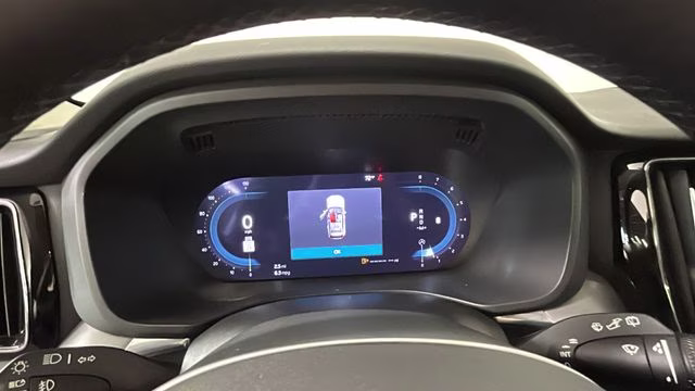 2025 Crystal White Metallic Volvo XC60 B5 Core AWD SUV
