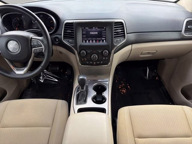 2019 Billet Silver Metallic Clearcoat Jeep Grand Cherokee Laredo E RWD SUV