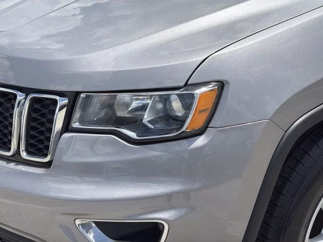 2019 Billet Silver Metallic Clearcoat Jeep Grand Cherokee Laredo E RWD SUV