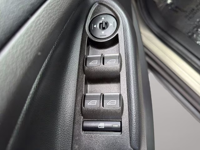 2016 Silver Ford C-Max Hybrid SE FWD Hatchback
