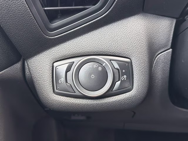 2016 Silver Ford C-Max Hybrid SE FWD Hatchback