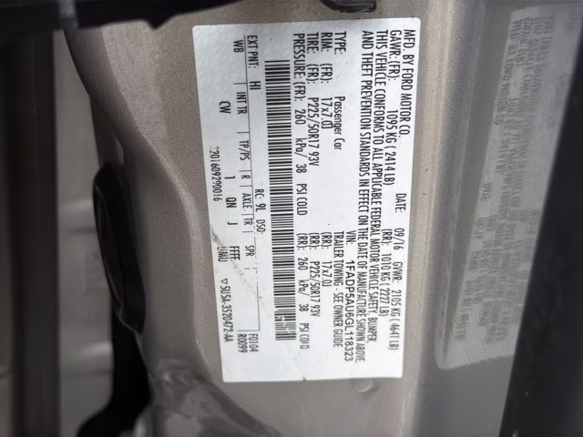 2016 Silver Ford C-Max Hybrid SE FWD Hatchback
