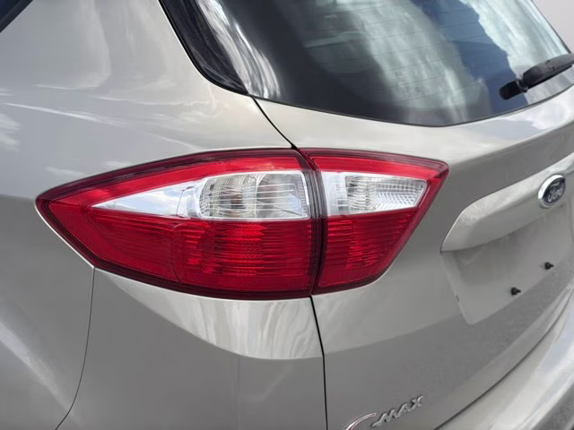 2016 Silver Ford C-Max Hybrid SE FWD Hatchback