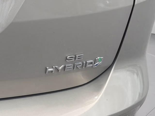 2016 Silver Ford C-Max Hybrid SE FWD Hatchback