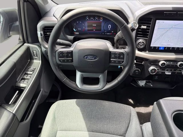 2024 Oxford White Ford F-150 XLT RWD Truck