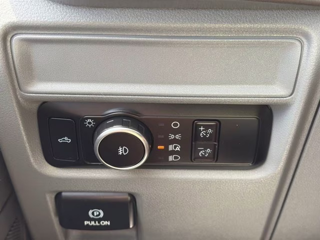 2024 Oxford White Ford F-150 XLT RWD Truck