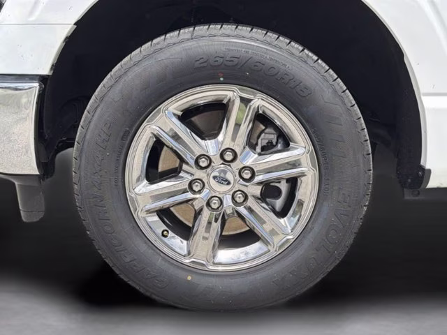 2024 Oxford White Ford F-150 XLT RWD Truck