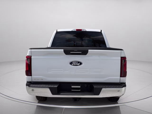 2024 Oxford White Ford F-150 XLT RWD Truck