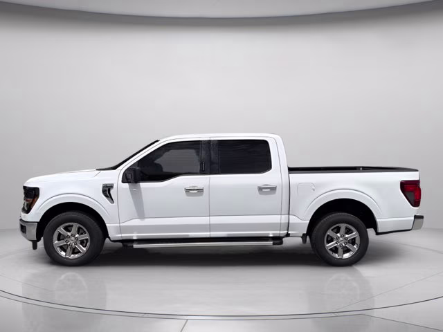 2024 Oxford White Ford F-150 XLT RWD Truck