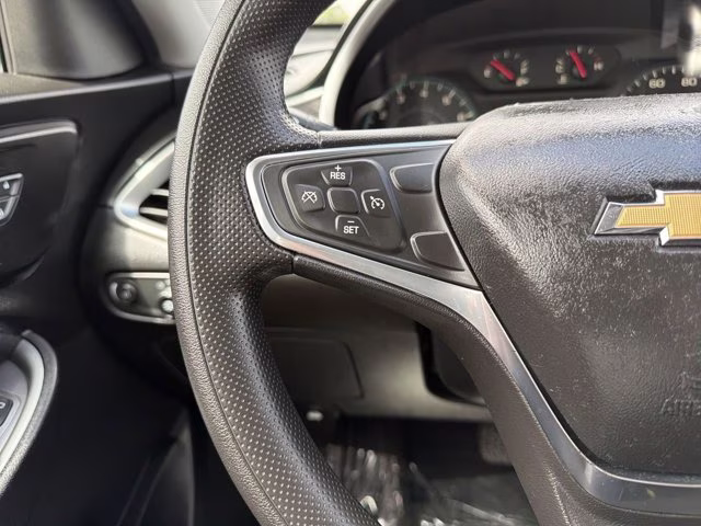 2020 Summit White Chevrolet Malibu LS FWD Sedan