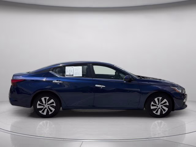 2021 Deep Blue Pearl Nissan Altima 2.5 S FWD Sedan