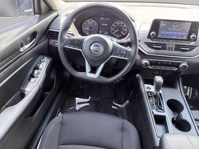 2021 Gun Metallic Nissan Altima 2.5 S FWD Sedan