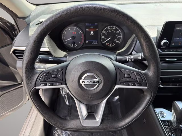 2021 Gun Metallic Nissan Altima 2.5 S FWD Sedan