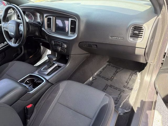 2020 Granite Pearlcoat Dodge Charger SXT RWD Sedan