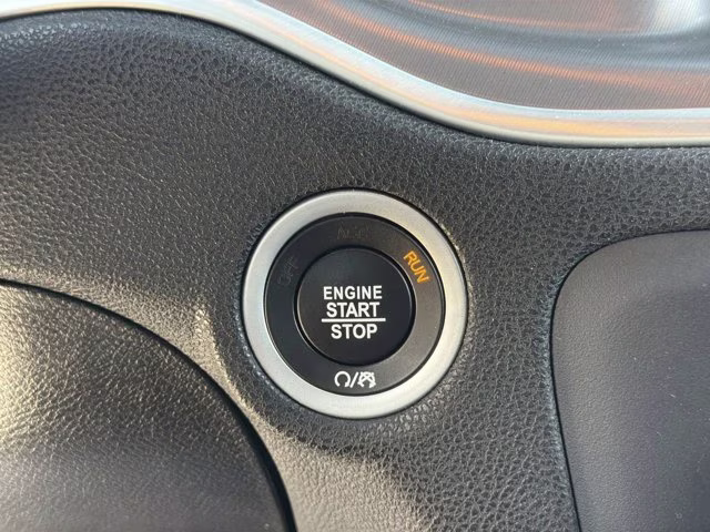2020 Granite Pearlcoat Dodge Charger SXT RWD Sedan