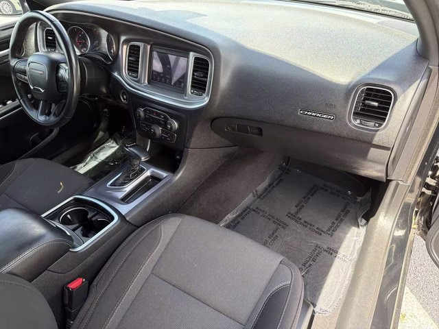 2020 Pitch Black Clearcoat Dodge Charger SXT RWD Sedan