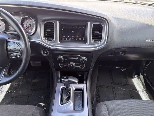 2020 Pitch Black Clearcoat Dodge Charger SXT RWD Sedan