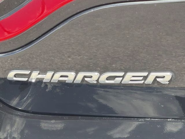 2020 Pitch Black Clearcoat Dodge Charger SXT RWD Sedan