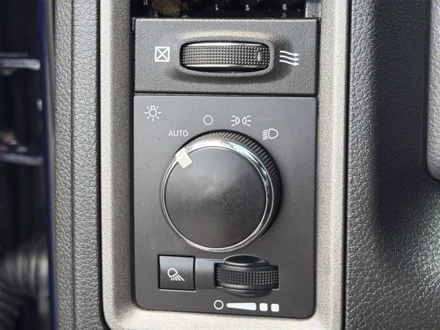 2018 True Blue Pearlcoat Ram 1500 Express RWD Truck
