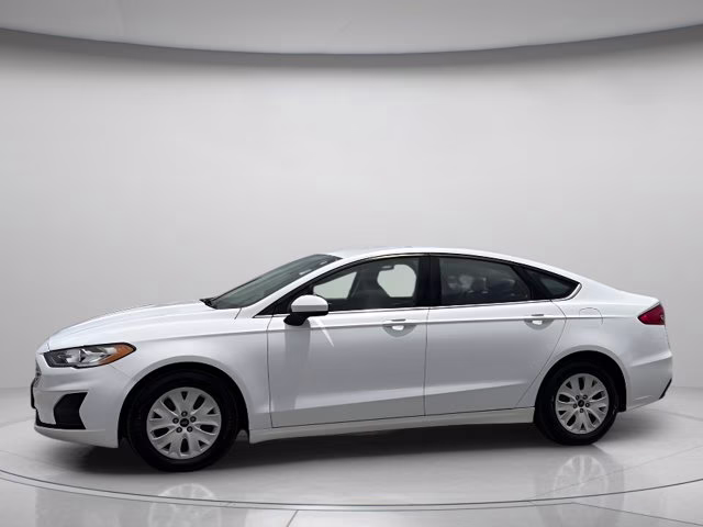 2019 Oxford White Ford Fusion S FWD Sedan