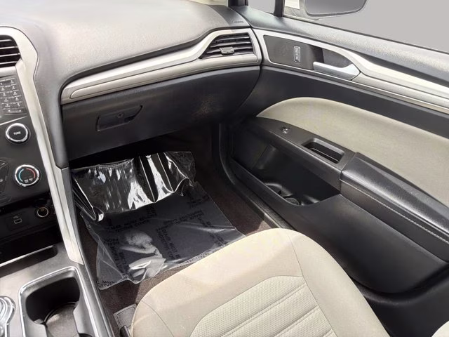 2019 Oxford White Ford Fusion S FWD Sedan