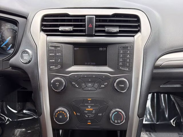 2019 Oxford White Ford Fusion S FWD Sedan