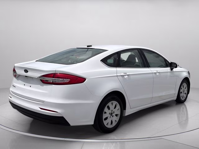 2019 Oxford White Ford Fusion S FWD Sedan