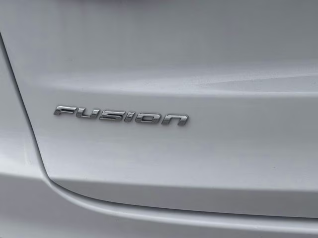 2019 Oxford White Ford Fusion S FWD Sedan