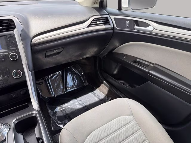 2020 Oxford White Ford Fusion S FWD Sedan