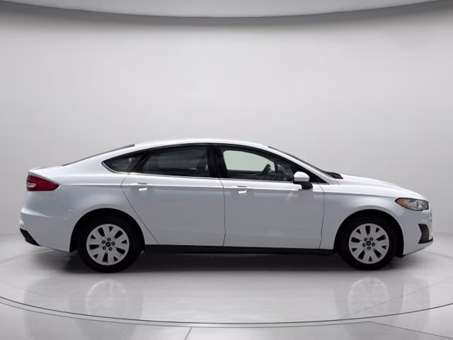 2020 Oxford White Ford Fusion S FWD Sedan
