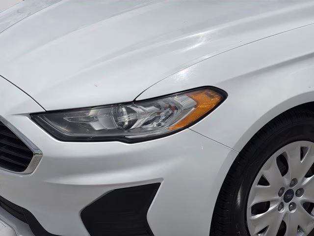 2020 Oxford White Ford Fusion S FWD Sedan