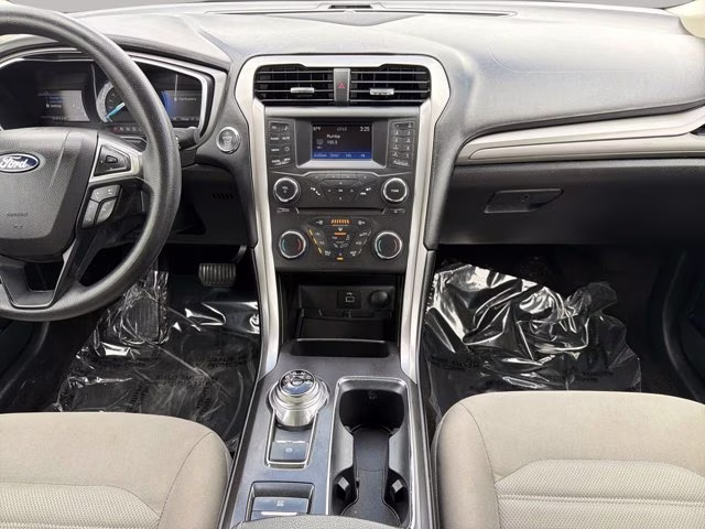 2017 White Gold Ford Fusion S FWD Sedan