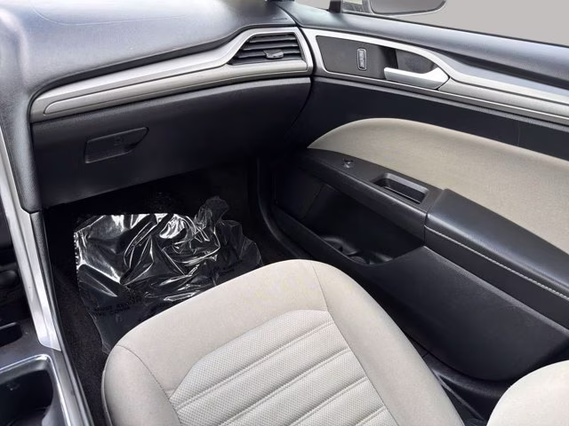 2017 White Gold Ford Fusion S FWD Sedan