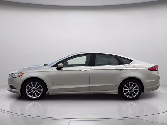 2017 White Gold Ford Fusion S FWD Sedan