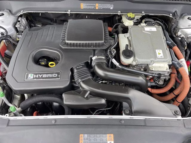 2017 Silver Ford Fusion S FWD Sedan