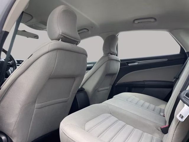 2017 Silver Ford Fusion S FWD Sedan