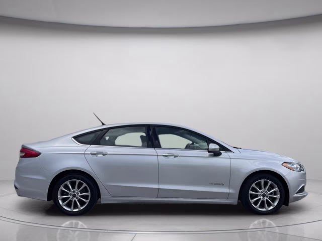 2017 Silver Ford Fusion S FWD Sedan