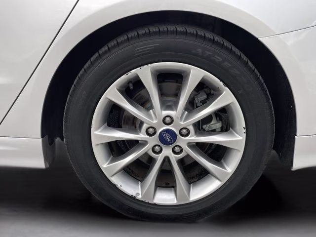 2017 Silver Ford Fusion S FWD Sedan