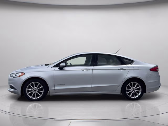 2017 Silver Ford Fusion S FWD Sedan