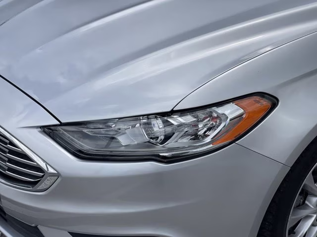 2017 Silver Ford Fusion S FWD Sedan