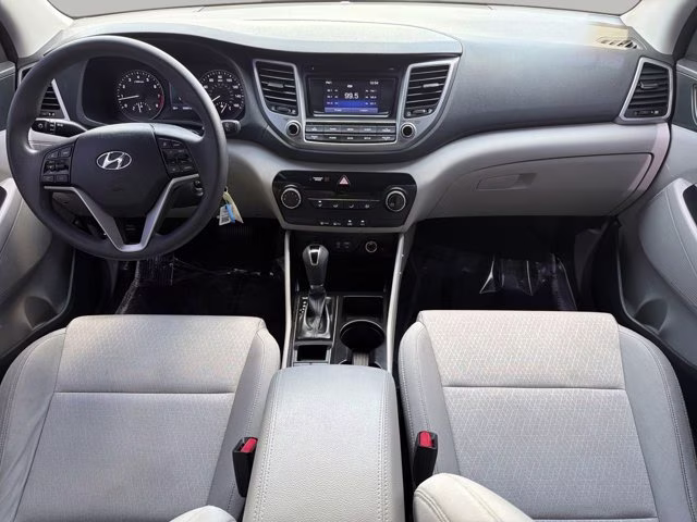 2018 Molten Silver Hyundai Tucson SE FWD SUV