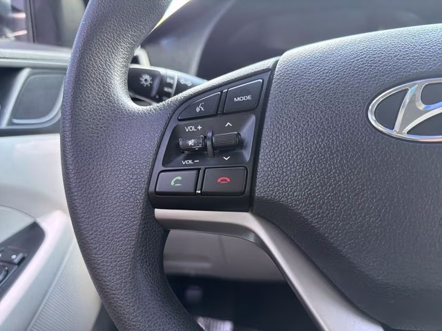 2018 Molten Silver Hyundai Tucson SE FWD SUV