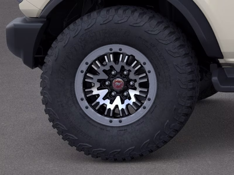 2026 Wimbledon White Ford Bronco Outer Banks 4X4 SUV