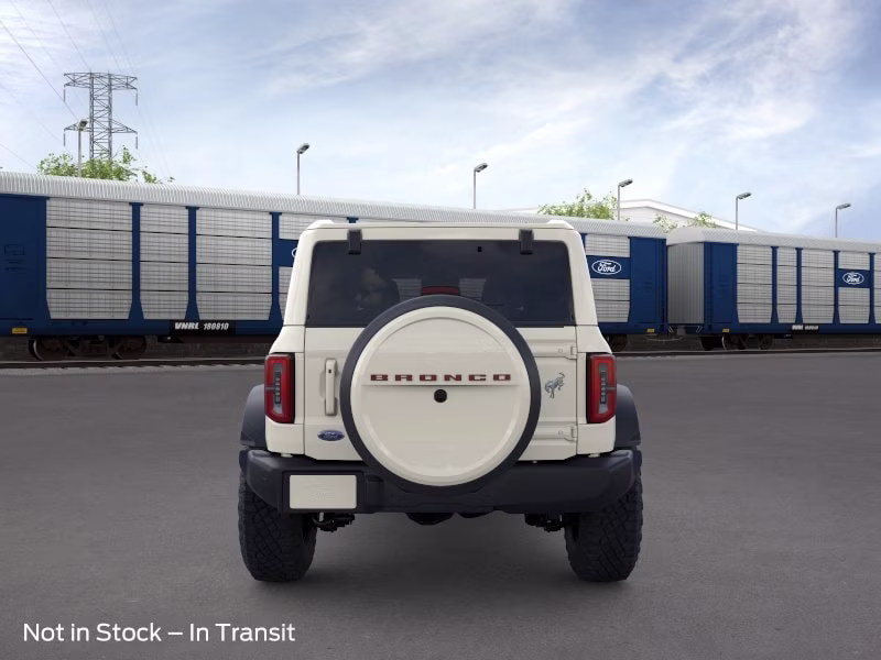 2026 Wimbledon White Ford Bronco Outer Banks 4X4 SUV