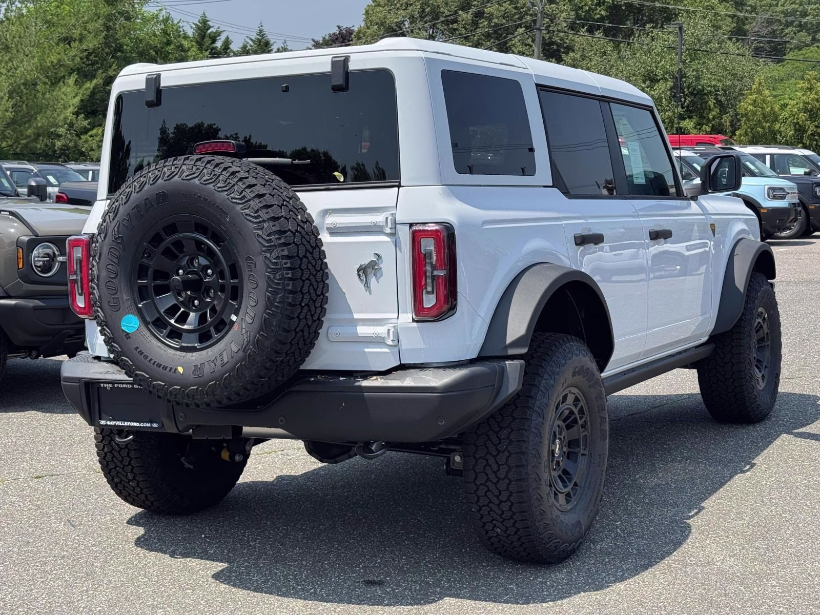 2026 Oxford White Ford Bronco Badlands 4 Door Advanced 4x4 4X4 SUV