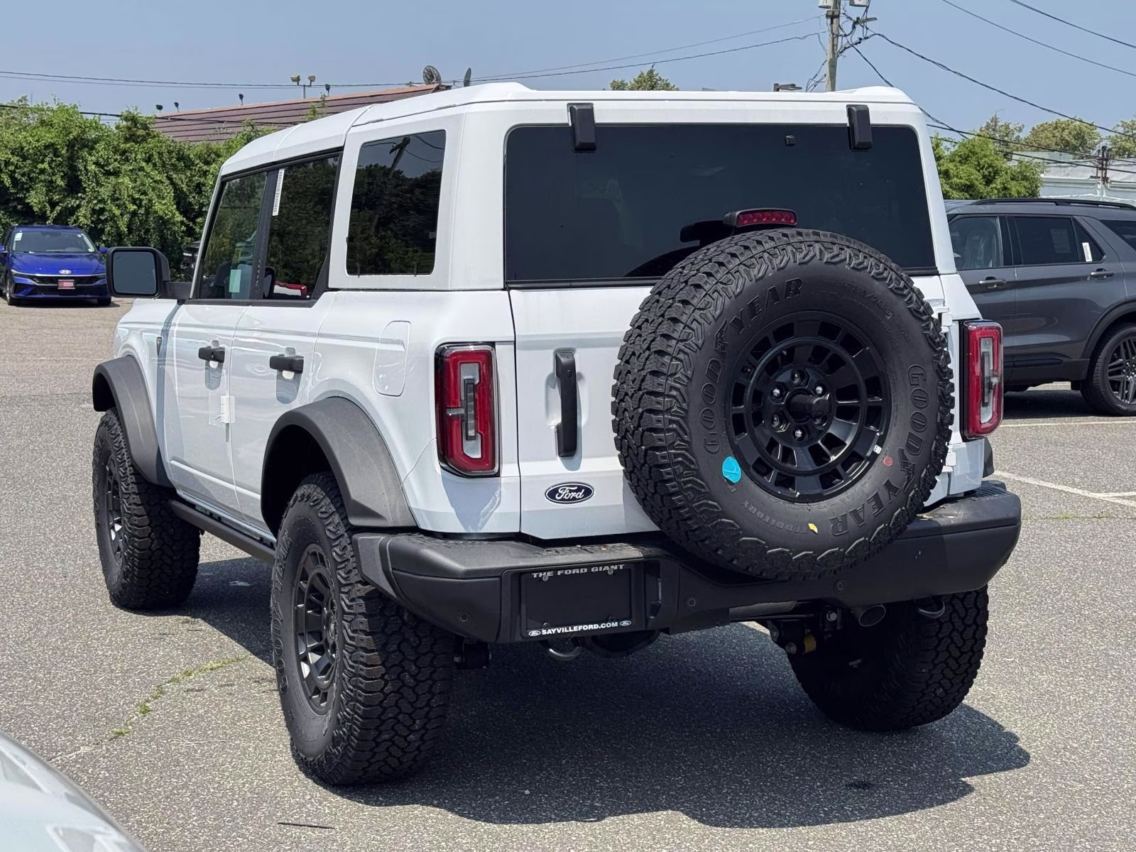 2026 Oxford White Ford Bronco Badlands 4 Door Advanced 4x4 4X4 SUV