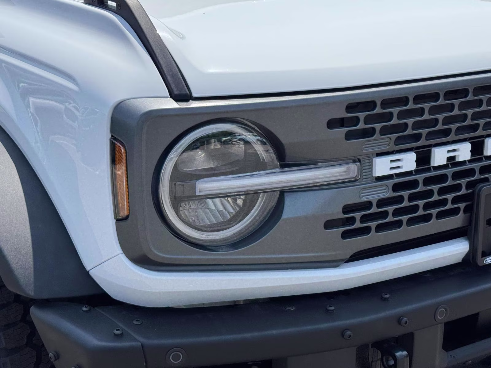2026 Oxford White Ford Bronco Badlands 4 Door Advanced 4x4 4X4 SUV