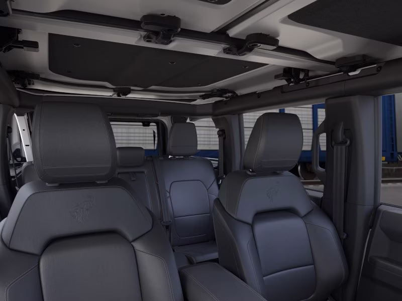 2026 Oxford White Ford Bronco Badlands 4X4 SUV
