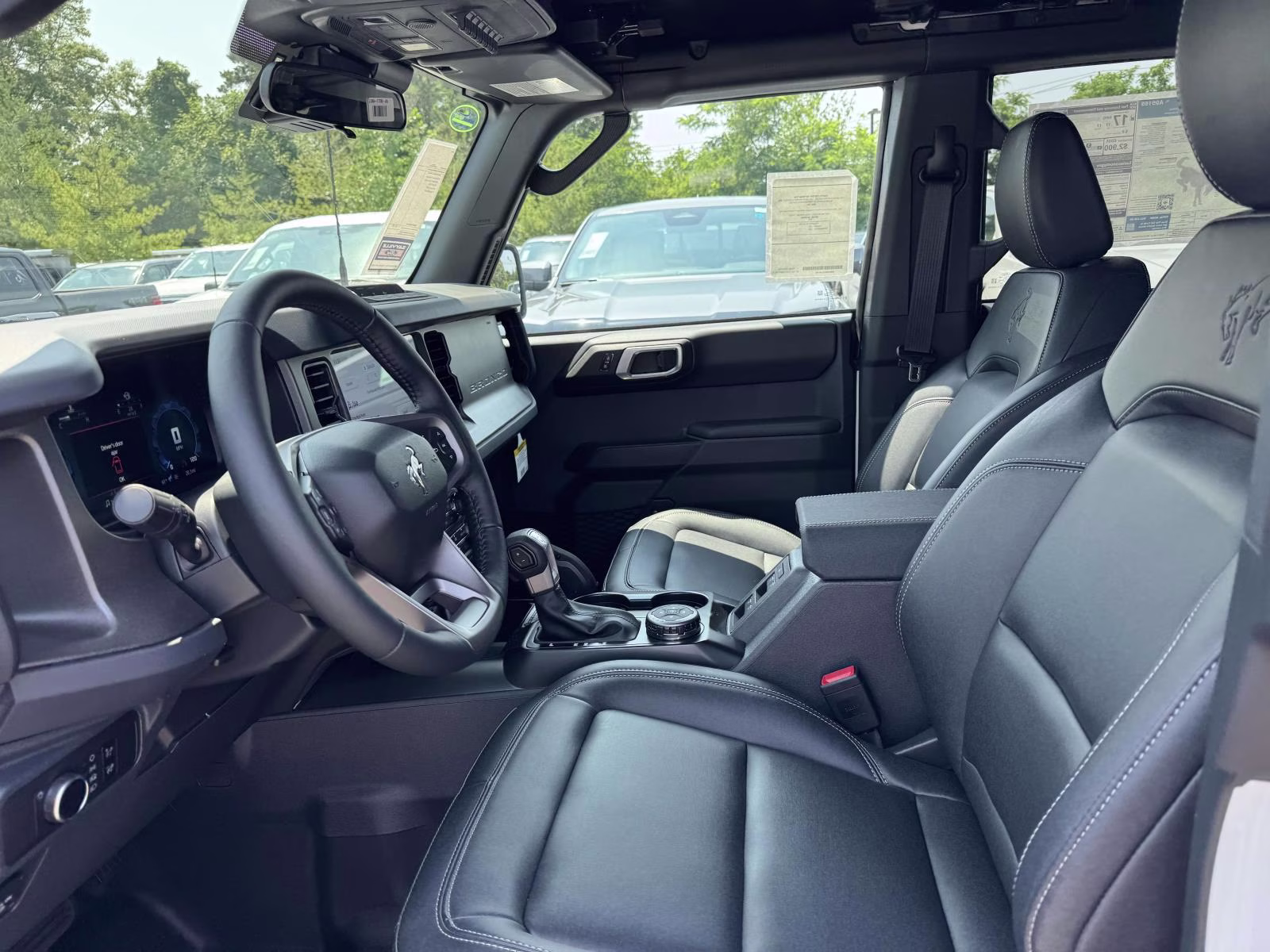 2026 Oxford White Ford Bronco Badlands 4 Door Advanced 4x4 4X4 SUV